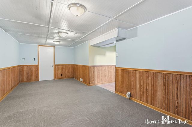 5186 Mildred Avenue SE, Kentwood, MI 49508