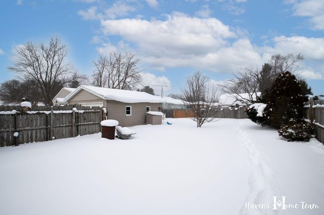 5186 Mildred Avenue SE, Kentwood, MI 49508