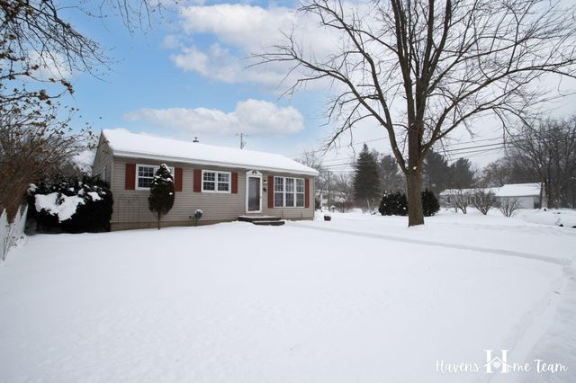 5186 Mildred Avenue SE, Kentwood, MI 49508