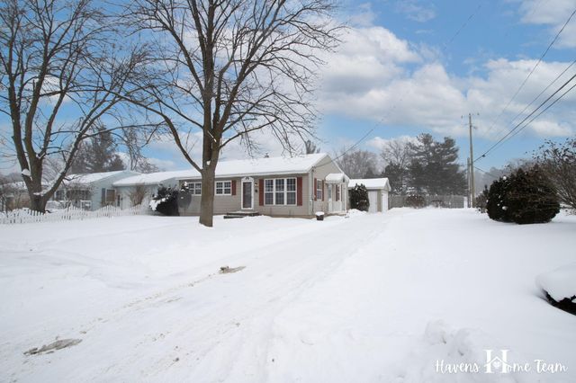 5186 Mildred Avenue SE, Kentwood, MI 49508