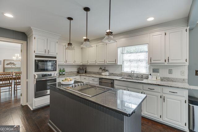 1331 Lakeshore Drive, Snellville, GA 30078