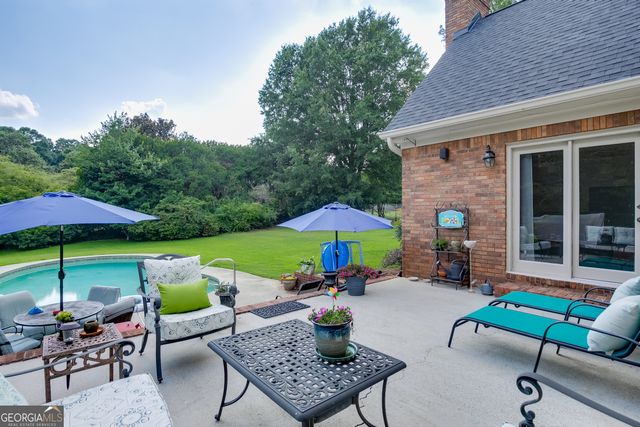 1331 Lakeshore Drive, Snellville, GA 30078