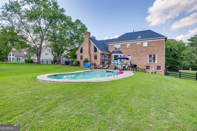1331 Lakeshore Drive, Snellville, GA 30078