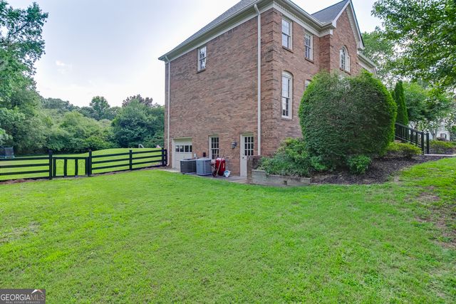 1331 Lakeshore Drive, Snellville, GA 30078