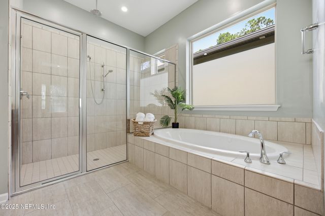 157 WINGSTONE Drive, Jacksonville, FL 32081