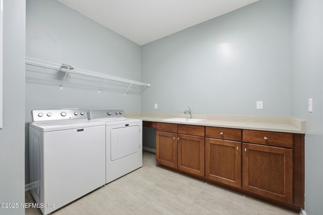 157 WINGSTONE Drive, Jacksonville, FL 32081