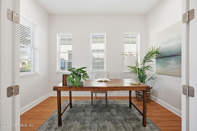 157 WINGSTONE Drive, Jacksonville, FL 32081