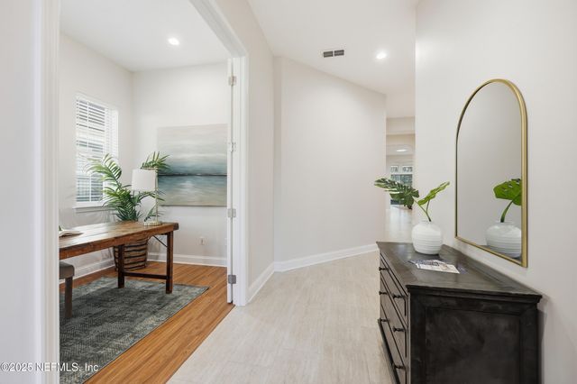 157 WINGSTONE Drive, Jacksonville, FL 32081