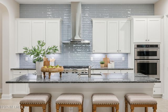 157 WINGSTONE Drive, Jacksonville, FL 32081