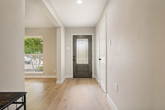110 W Marguerita Drive, Garland, TX 75040