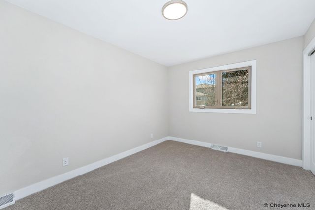 5711 TOWNSEND PL, Cheyenne, WY 82009