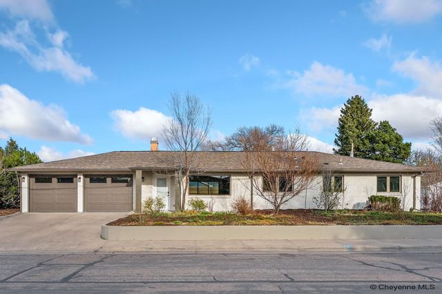 5711 TOWNSEND PL, Cheyenne, WY 82009