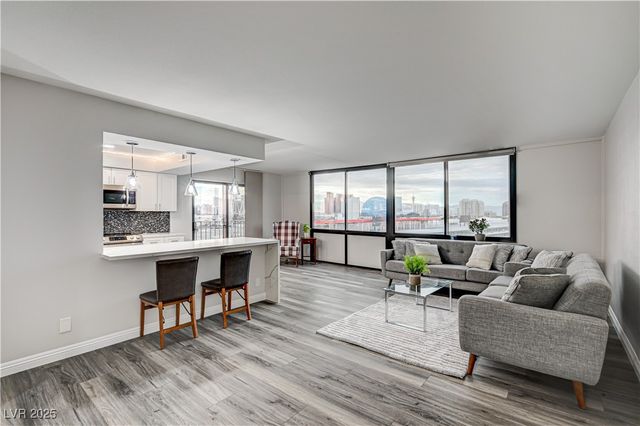 205 East Harmon Avenue 1010, Las Vegas, NV 89169