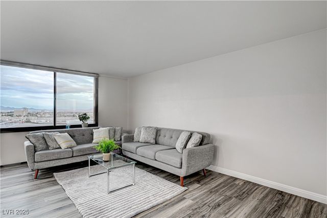 205 East Harmon Avenue 1010, Las Vegas, NV 89169