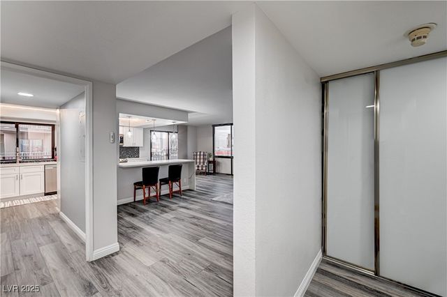 205 East Harmon Avenue 1010, Las Vegas, NV 89169