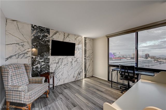 205 East Harmon Avenue 1010, Las Vegas, NV 89169