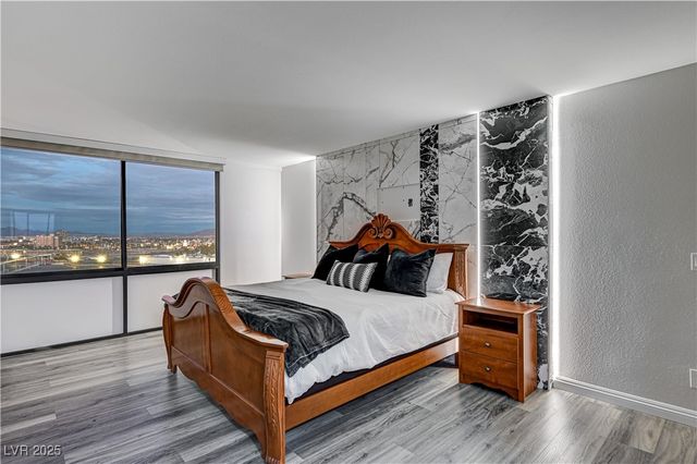 205 East Harmon Avenue 1010, Las Vegas, NV 89169