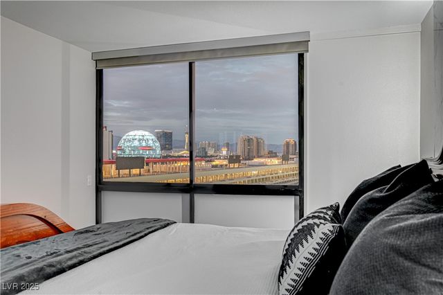 205 East Harmon Avenue 1010, Las Vegas, NV 89169