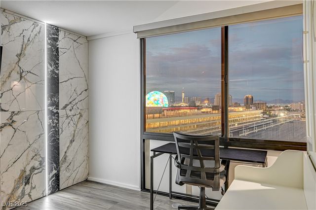 205 East Harmon Avenue 1010, Las Vegas, NV 89169