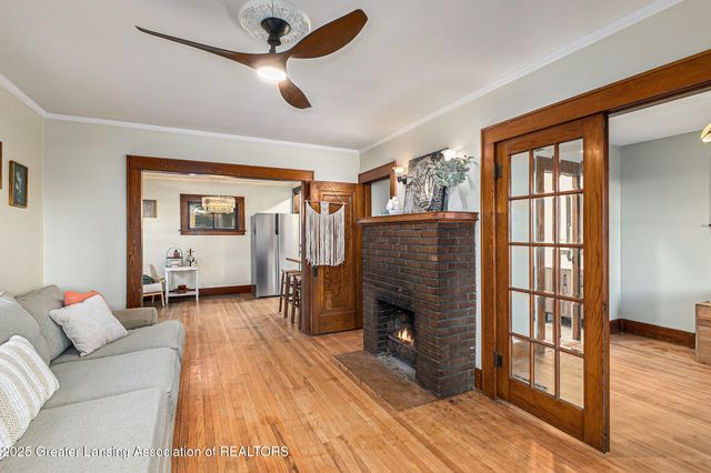 2341 N Grand River Avenue, Lansing, MI 48906