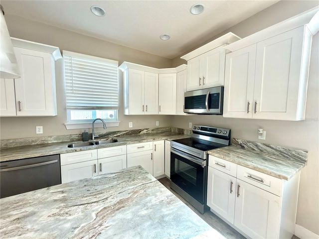 909 RANDALL STREET, Orlando, FL 32805