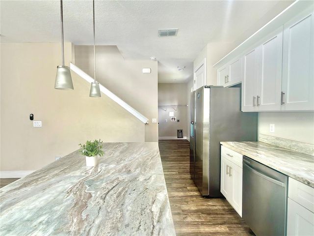 909 RANDALL STREET, Orlando, FL 32805