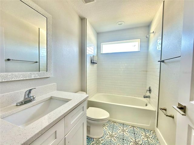 909 RANDALL STREET, Orlando, FL 32805