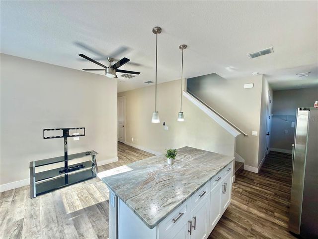 909 RANDALL STREET, Orlando, FL 32805