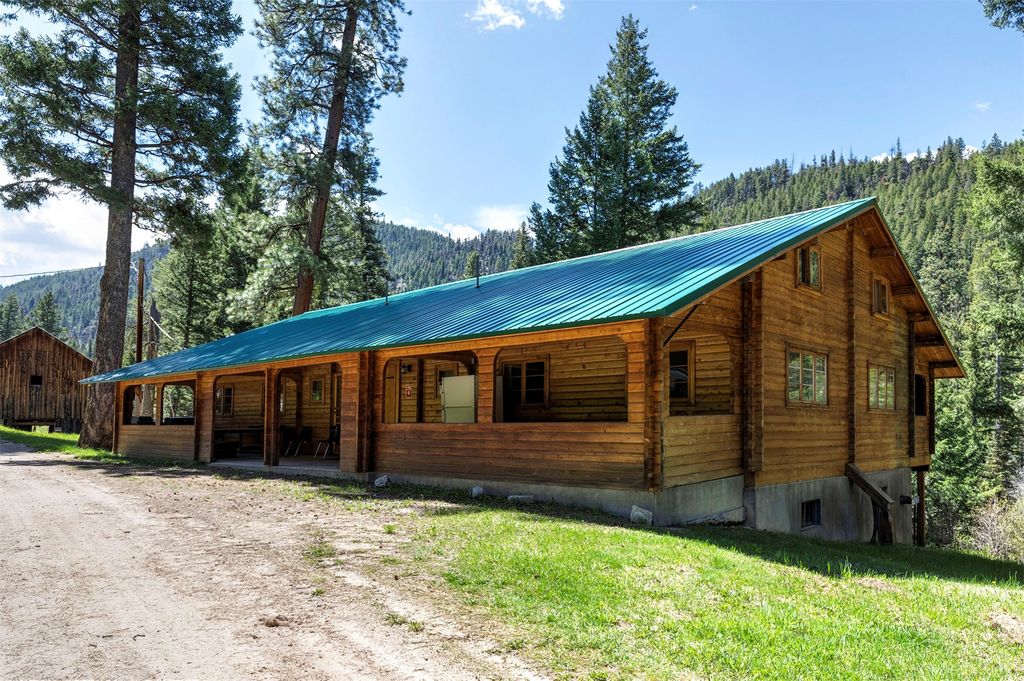 283 Lost Trail Hot Springs Road, Sula, MT 59871 photo 15