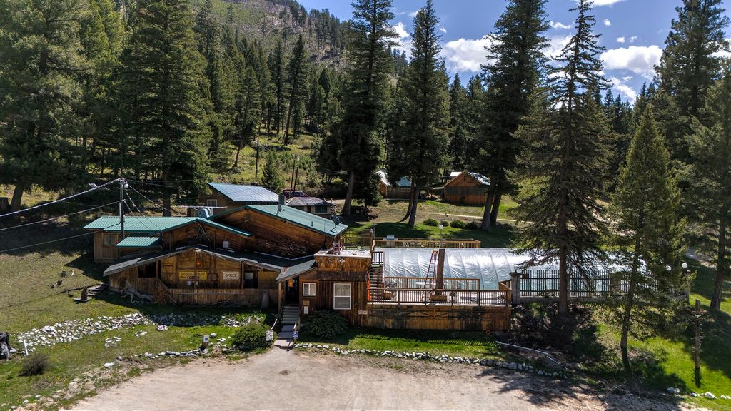 283 Lost Trail Hot Springs Road, Sula, MT 59871 photo 5