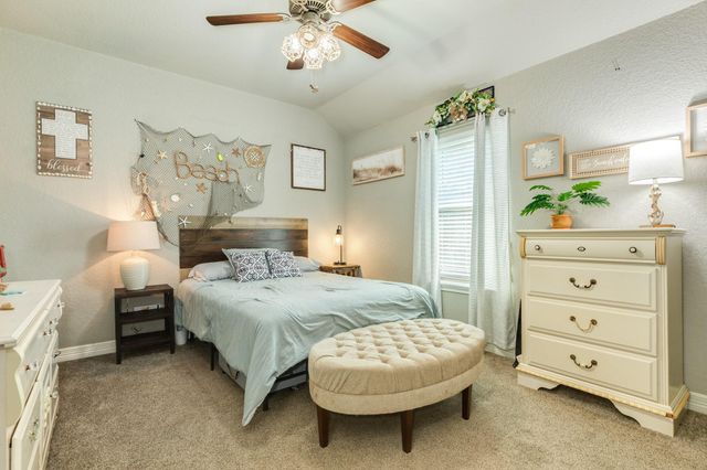 231 Wentworth Drive, West Columbia, TX 77486