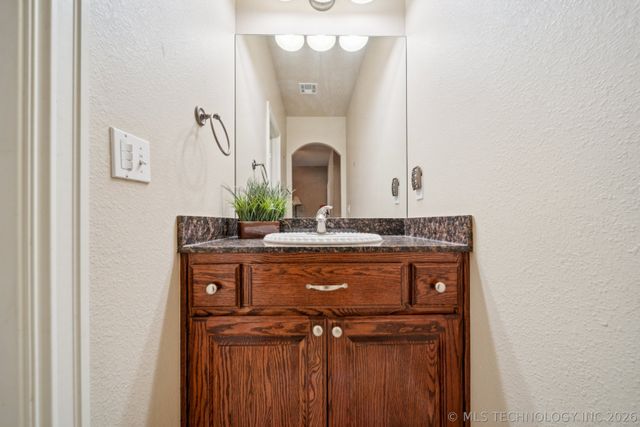 26961 E 134th Street S, Coweta, OK 74429