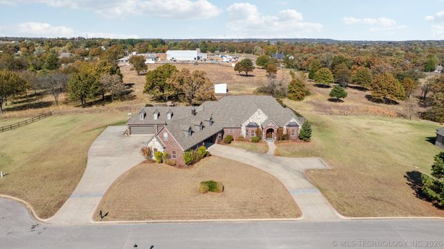 26961 E 134th Street S, Coweta, OK 74429