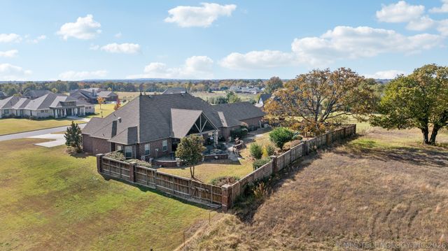 26961 E 134th Street S, Coweta, OK 74429