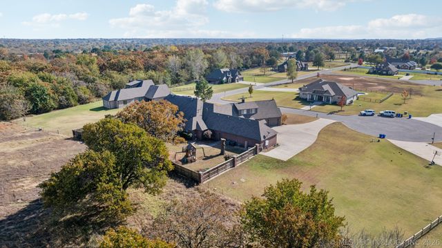 26961 E 134th Street S, Coweta, OK 74429