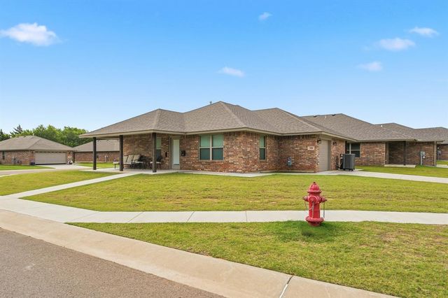 215 Meadow Drive, Newcastle, OK 73065