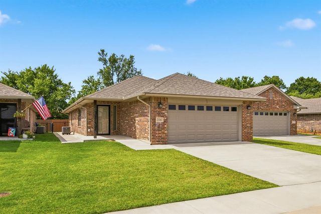 215 Meadow Drive, Newcastle, OK 73065