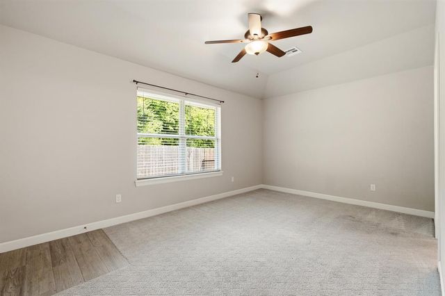 215 Meadow Drive, Newcastle, OK 73065
