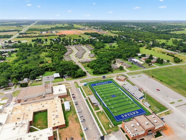 215 Meadow Drive, Newcastle, OK 73065