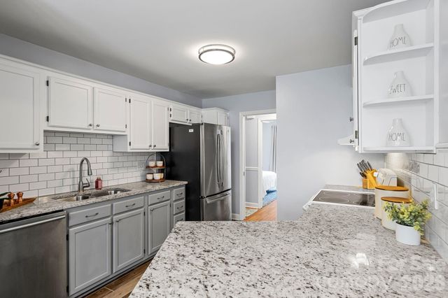 11232 Coachman Circle, Charlotte, NC 28277
