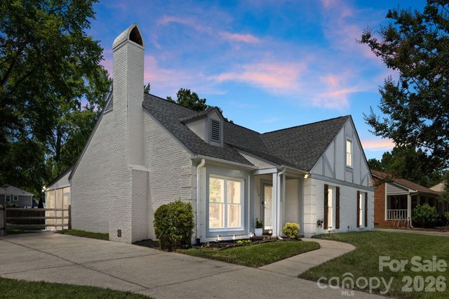 11232 Coachman Circle, Charlotte, NC 28277