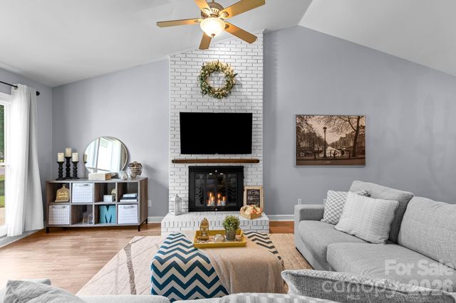 11232 Coachman Circle, Charlotte, NC 28277