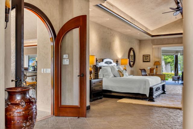 112 Pulelehua St, Lahaina, HI 96761