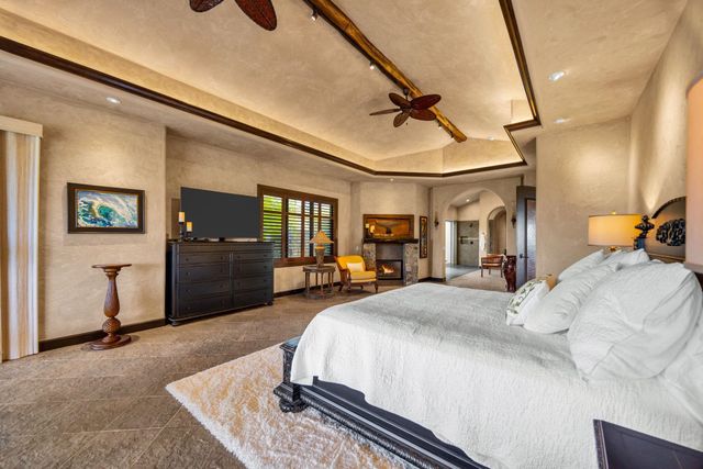 112 Pulelehua St, Lahaina, HI 96761