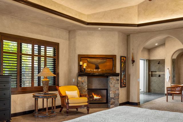 112 Pulelehua St, Lahaina, HI 96761