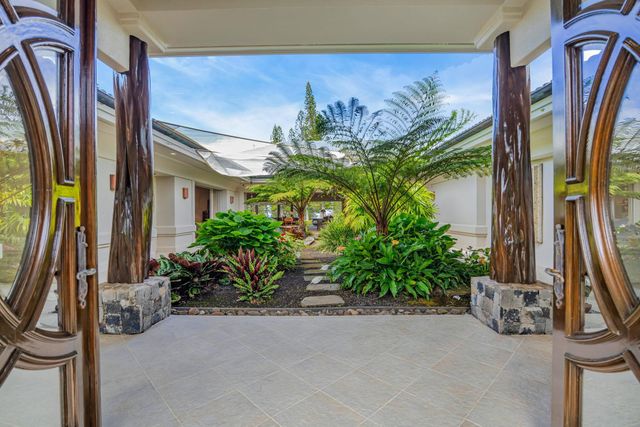 112 Pulelehua St, Lahaina, HI 96761