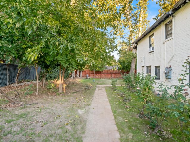 4012 N Wishon Avenue, Fresno, CA 93704