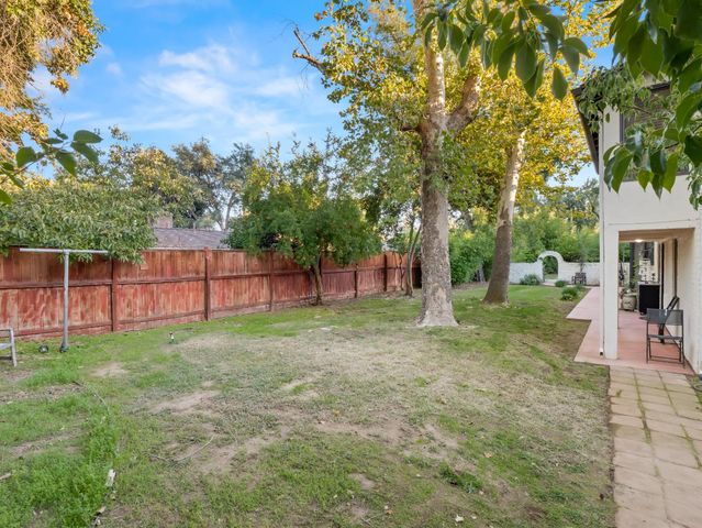 4012 N Wishon Avenue, Fresno, CA 93704