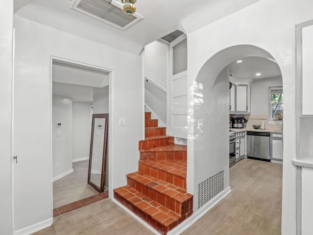 4012 N Wishon Avenue, Fresno, CA 93704