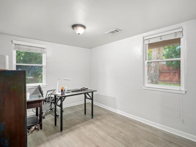 4012 N Wishon Avenue, Fresno, CA 93704